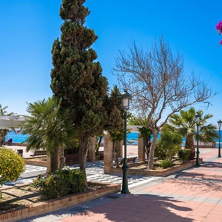 Torrecilla Sirena Beach Nerja Exterior photo